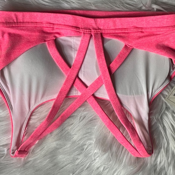 Flea Isla Sports Bra - Picture 2 of 2